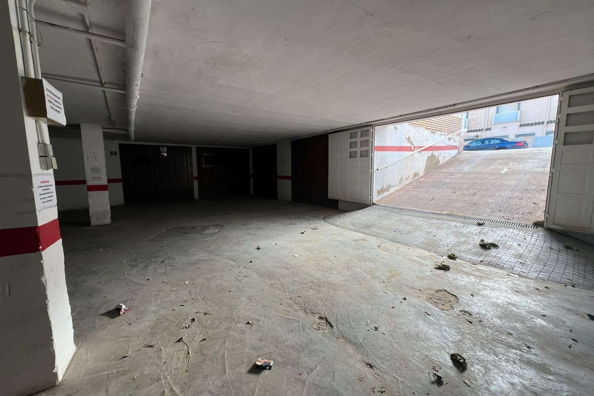 Återförsäljning - Town House -
Torrevieja - La Mata