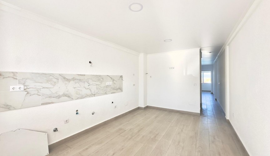 Återförsäljning - Town House -
Torrevieja - La Mata