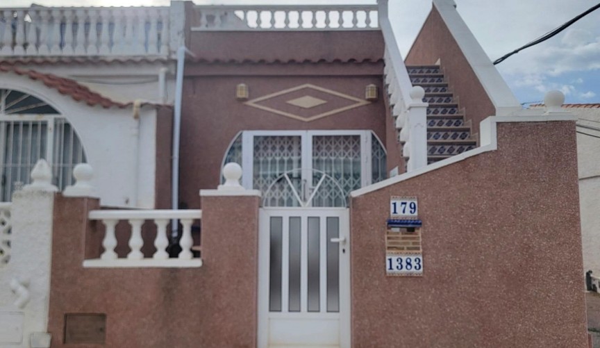 Återförsäljning - Town House -
Torrevieja - La Siesta - El Salado - Torreta