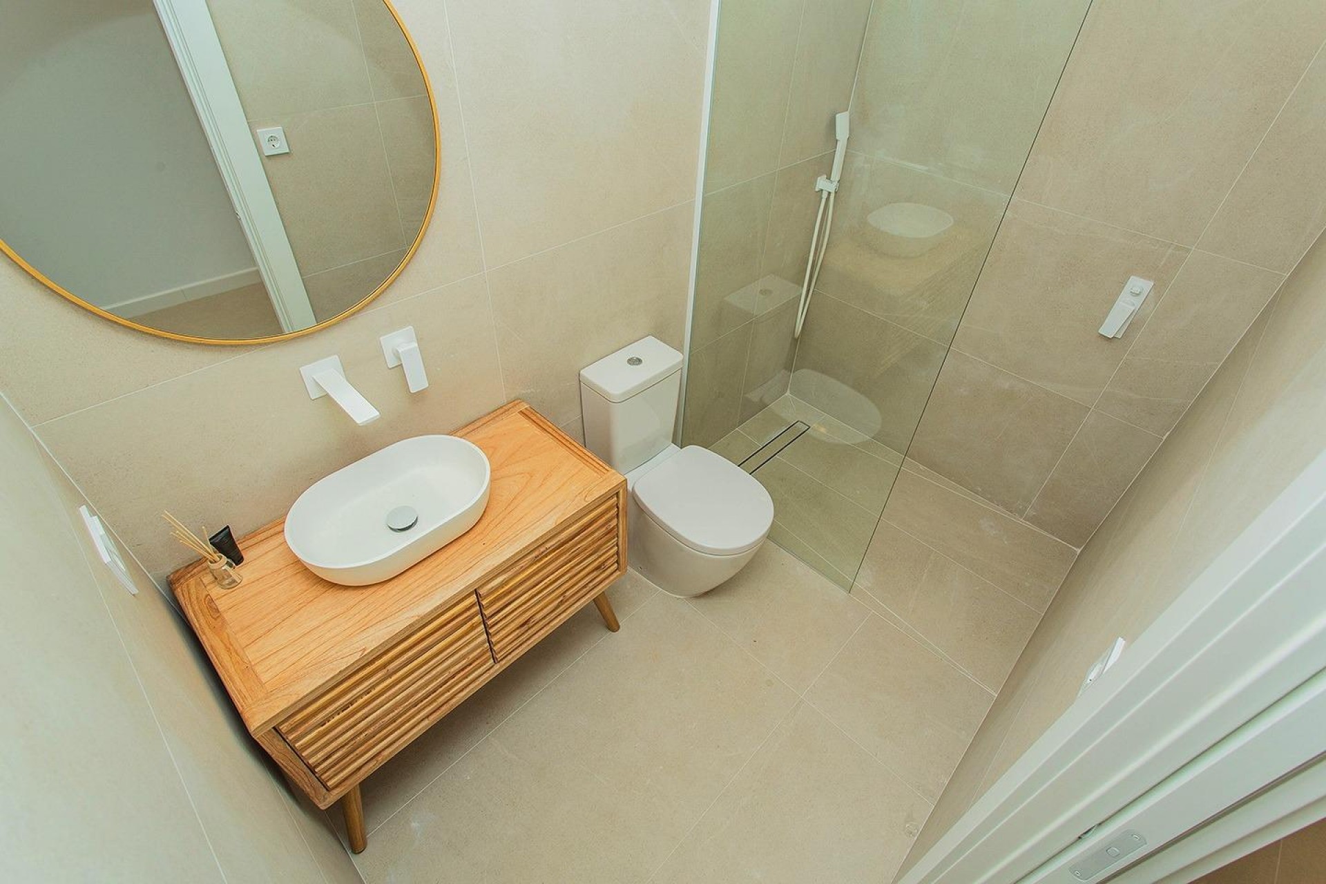 Återförsäljning - Town House -
Torrevieja - La Siesta