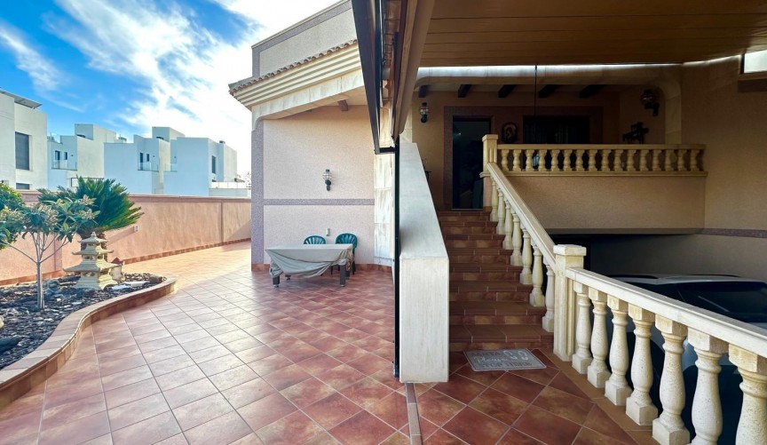 Återförsäljning - Town House -
Torrevieja - La Siesta