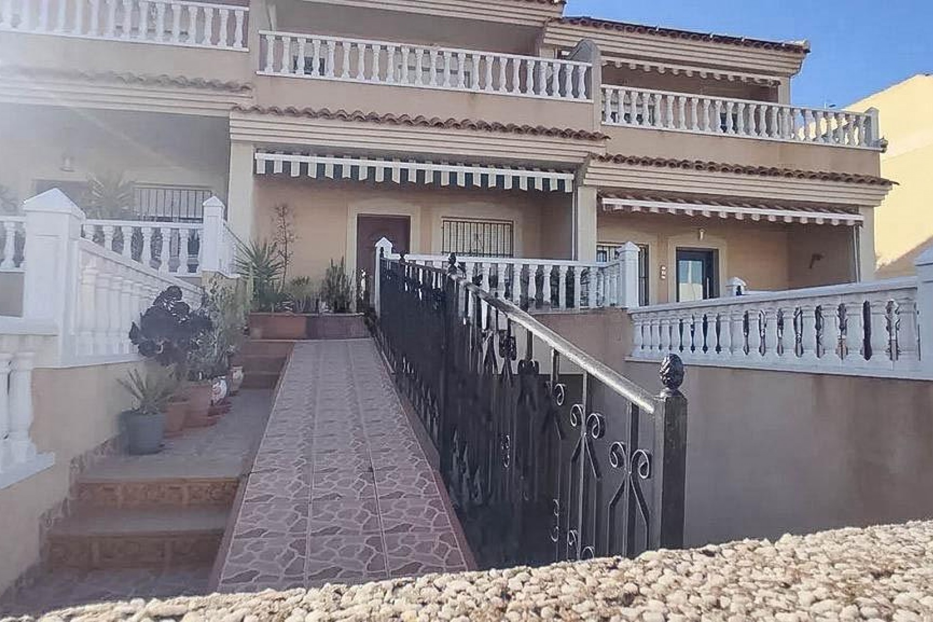 Återförsäljning - Town House -
Torrevieja - Los Altos