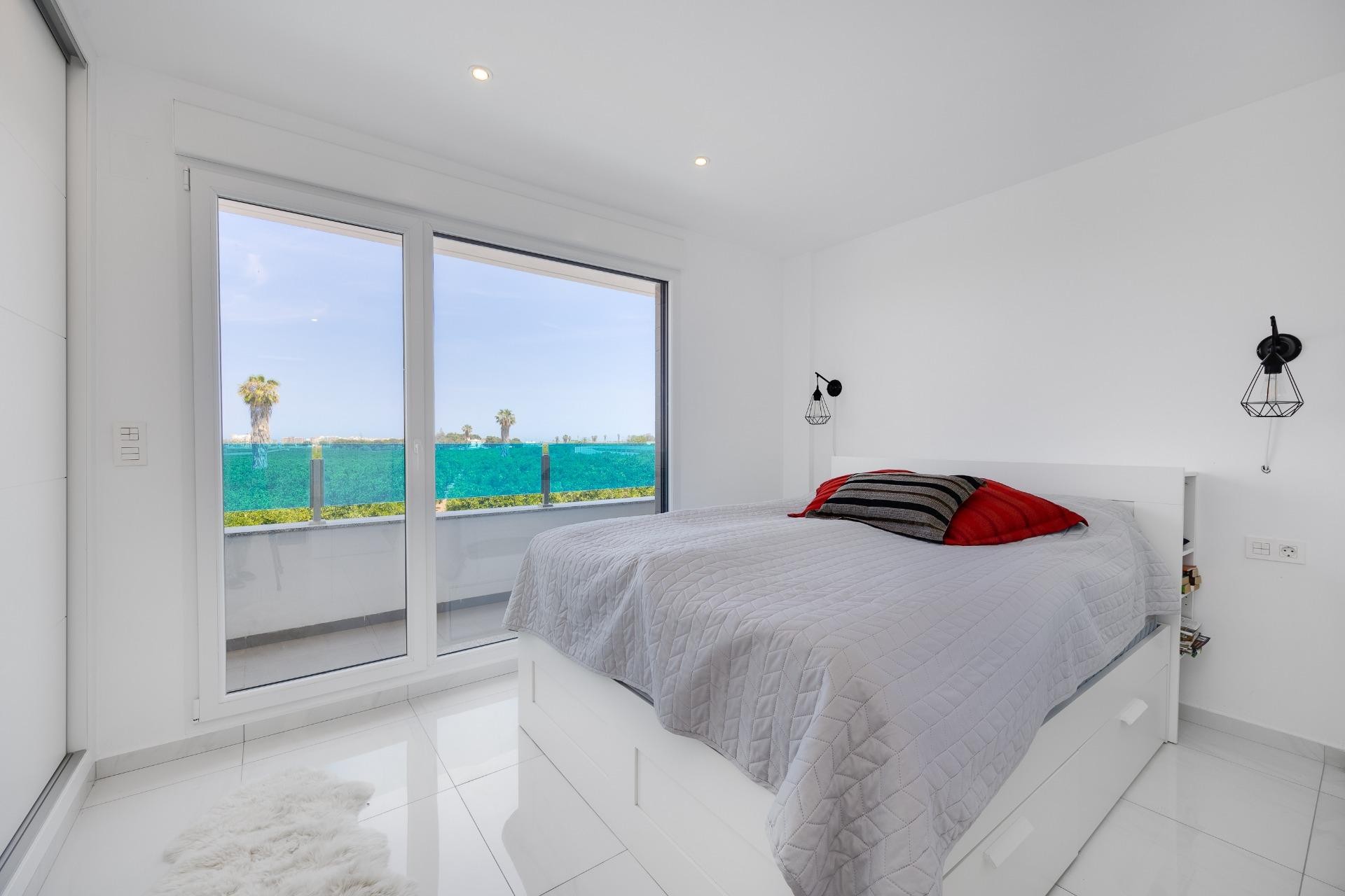 Återförsäljning - Town House -
Torrevieja - Los Balcones