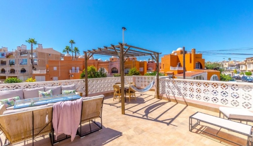 Återförsäljning - Town House -
Torrevieja - Los Frutales/ La Rosaleda