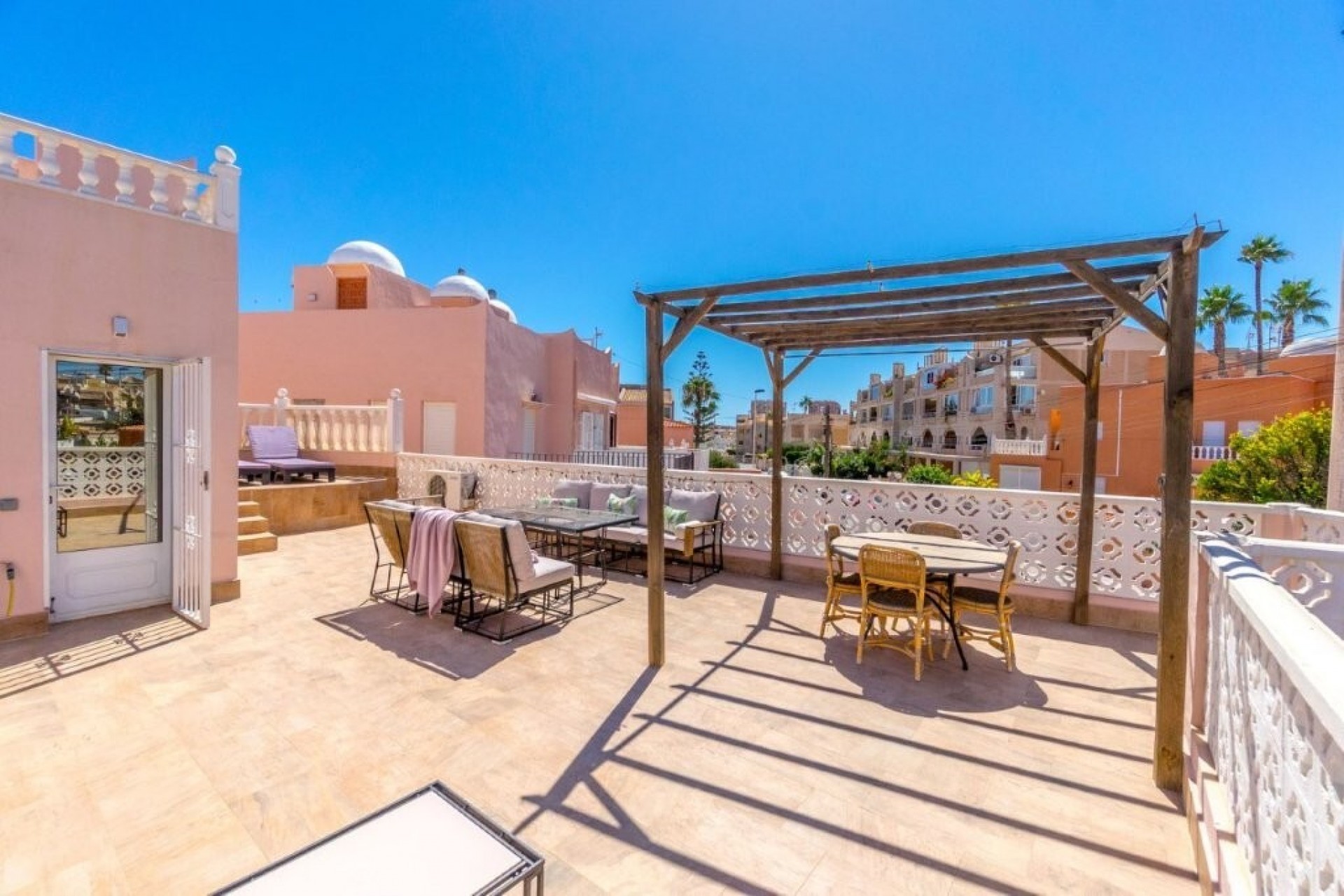 Återförsäljning - Town House -
Torrevieja - Los Frutales/ La Rosaleda