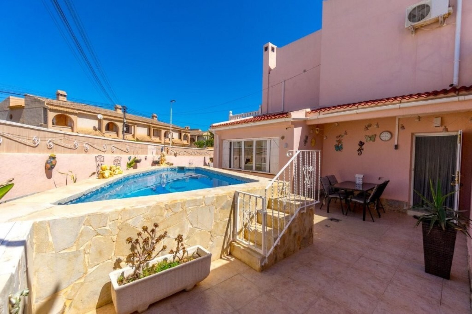 Återförsäljning - Town House -
Torrevieja - Los Frutales/ La Rosaleda