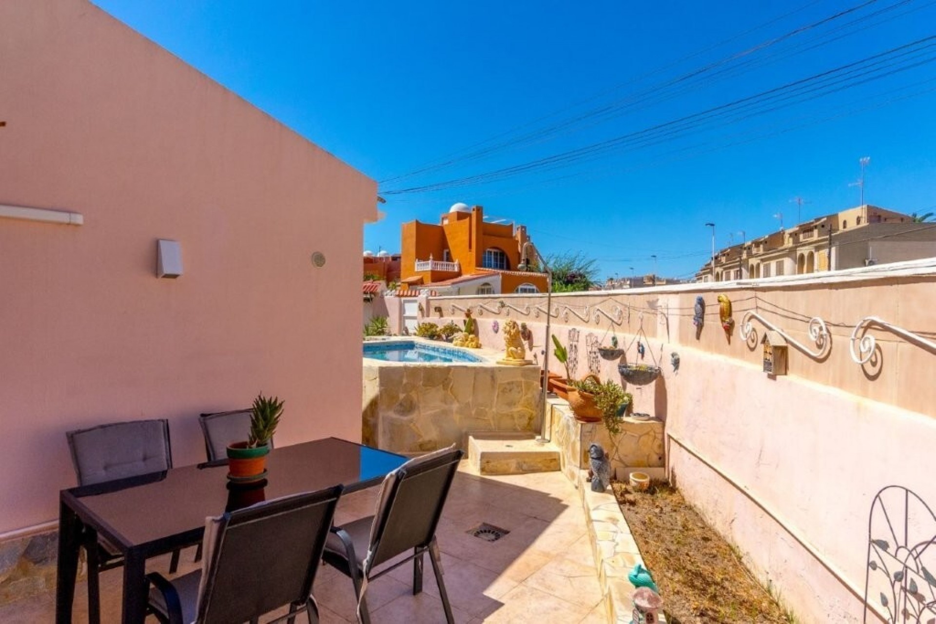 Återförsäljning - Town House -
Torrevieja - Los Frutales/ La Rosaleda