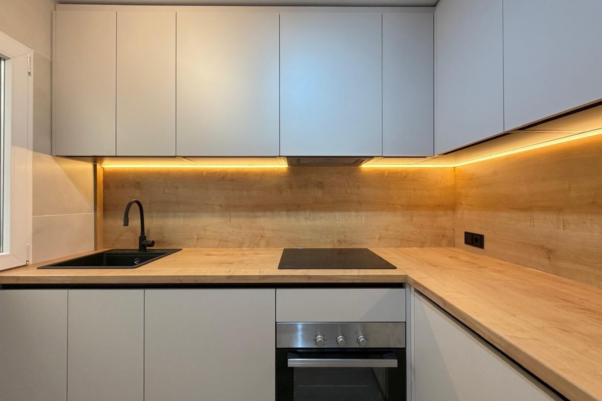 Återförsäljning - Town House -
Torrevieja - Miramar - Torre Del Moro