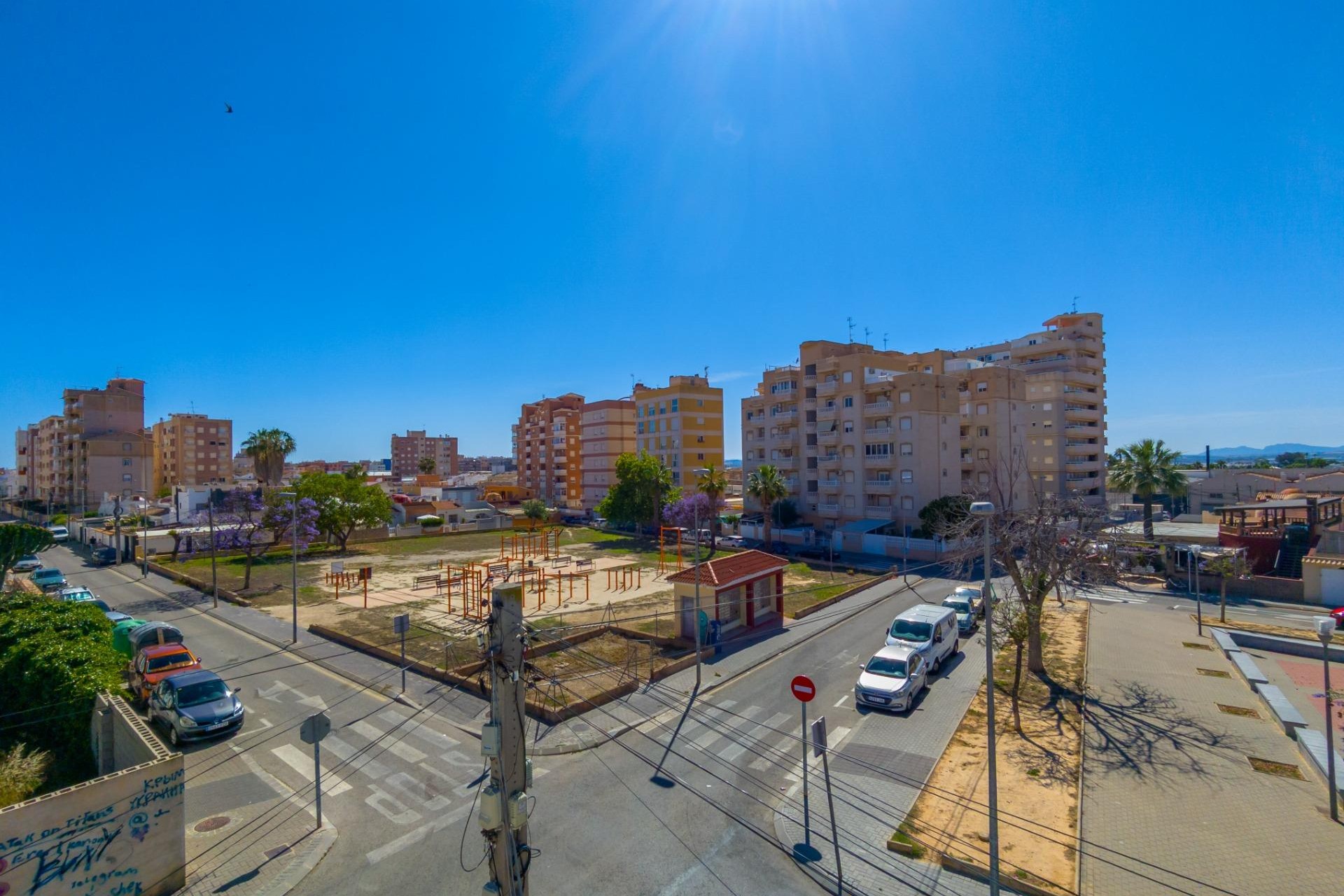 Återförsäljning - Town House -
Torrevieja - Nueva Torrevieja