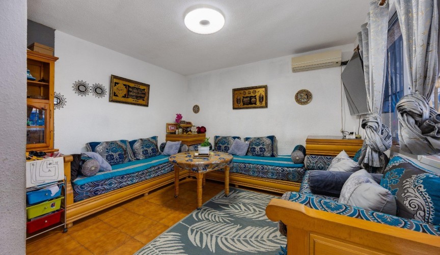 Återförsäljning - Town House -
Torrevieja - Nueva Torrevieja