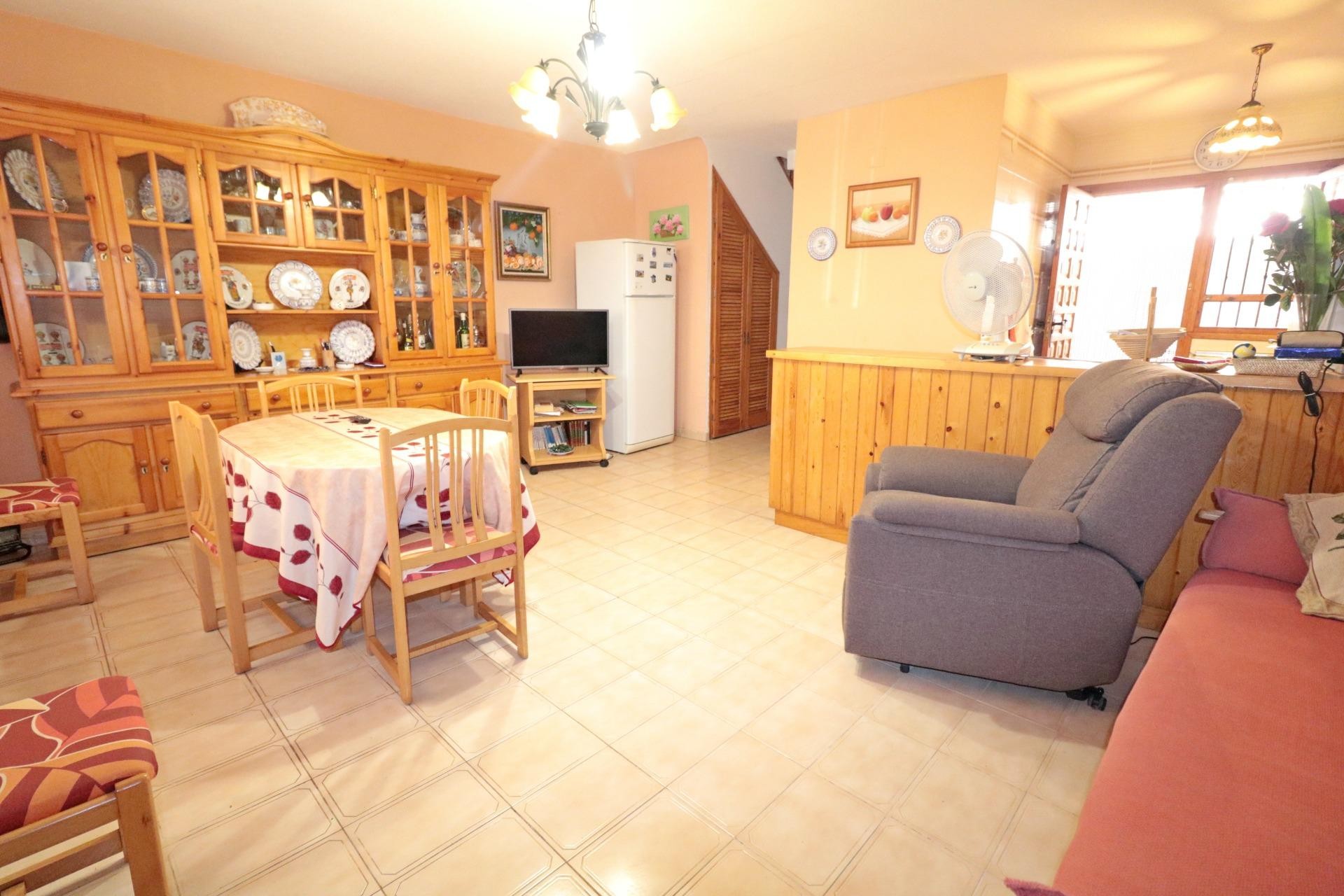 Återförsäljning - Town House -
Torrevieja - Playa De Los Naufragos