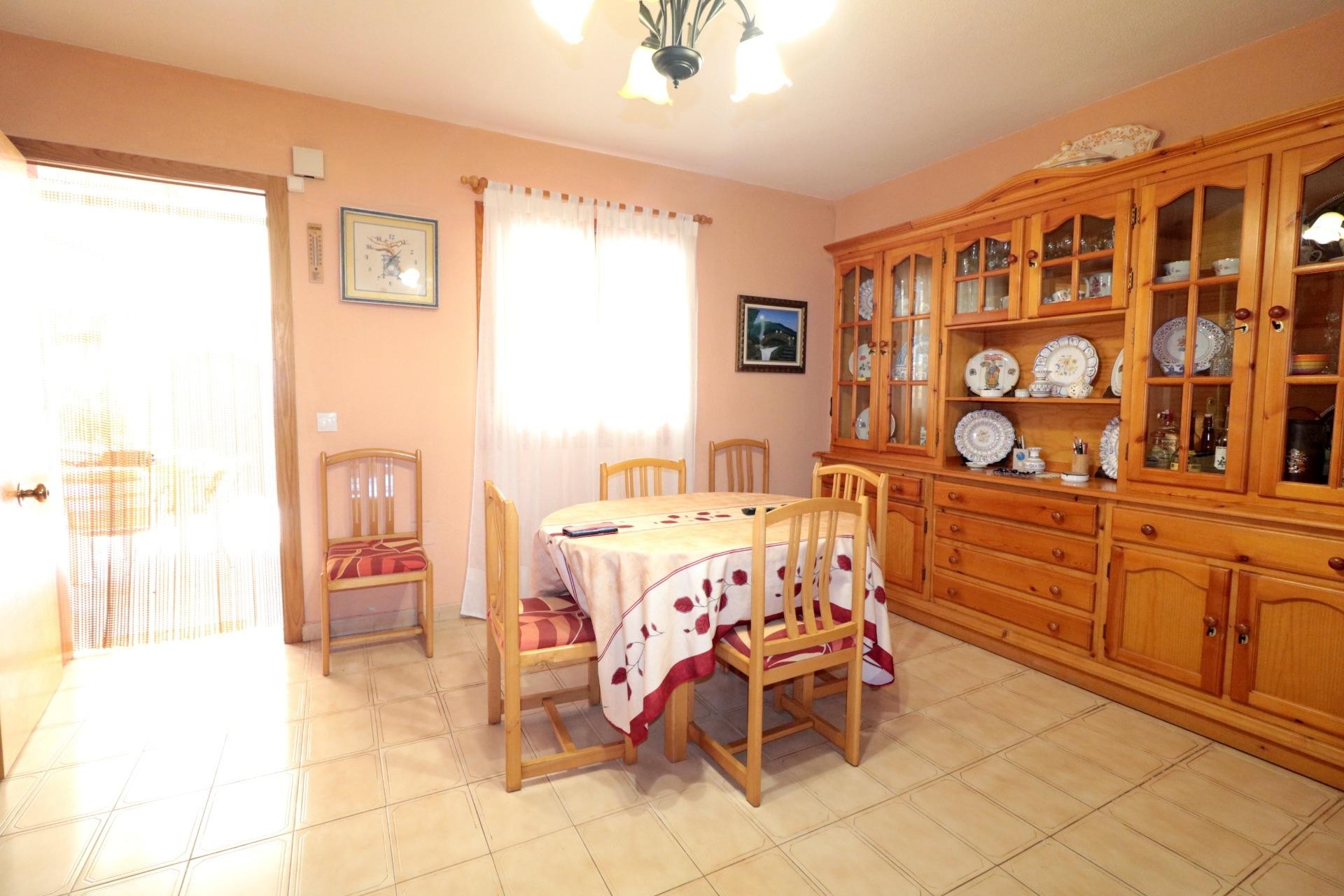 Återförsäljning - Town House -
Torrevieja - Playa De Los Naufragos