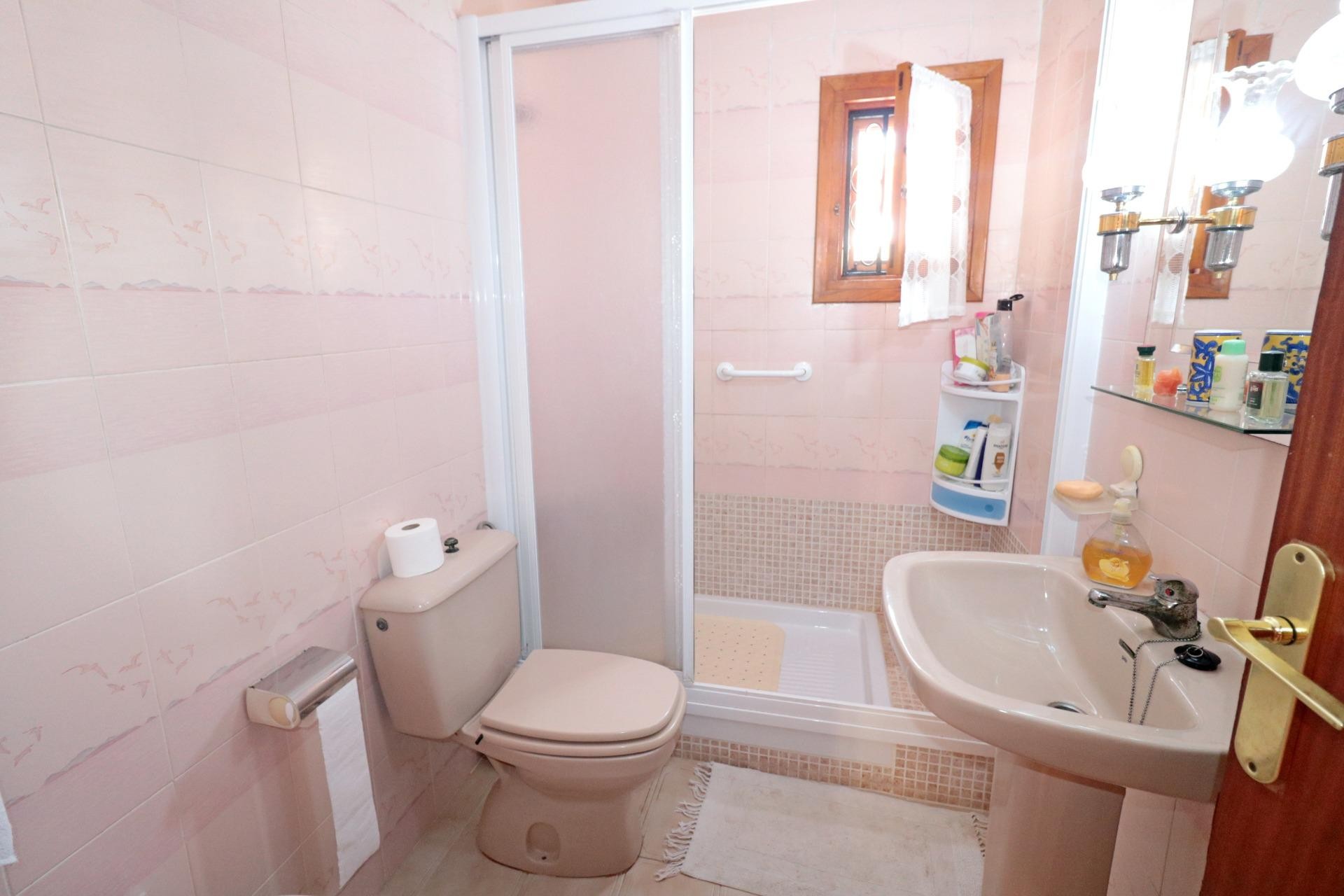 Återförsäljning - Town House -
Torrevieja - Playa De Los Naufragos