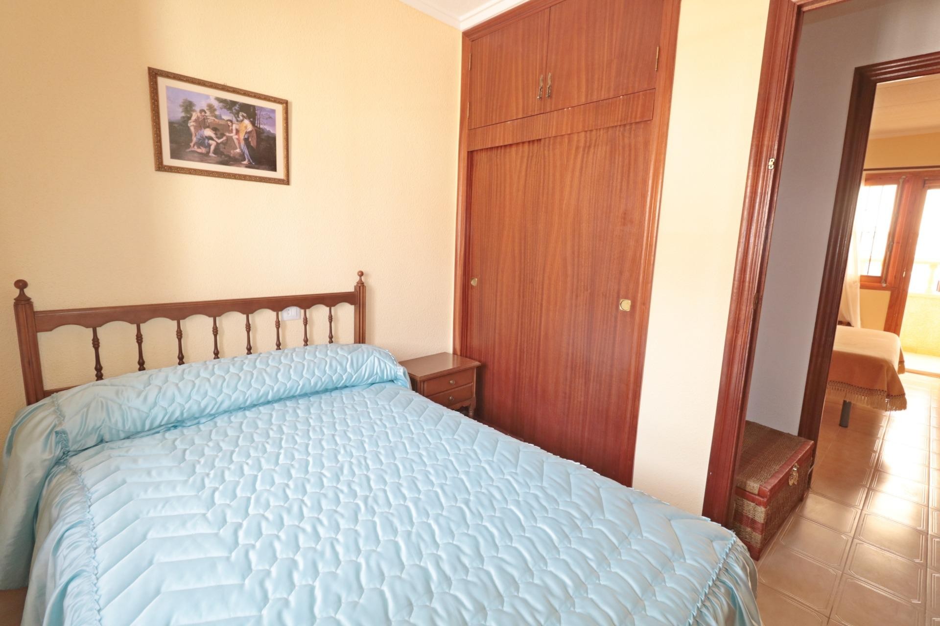 Återförsäljning - Town House -
Torrevieja - Playa De Los Naufragos