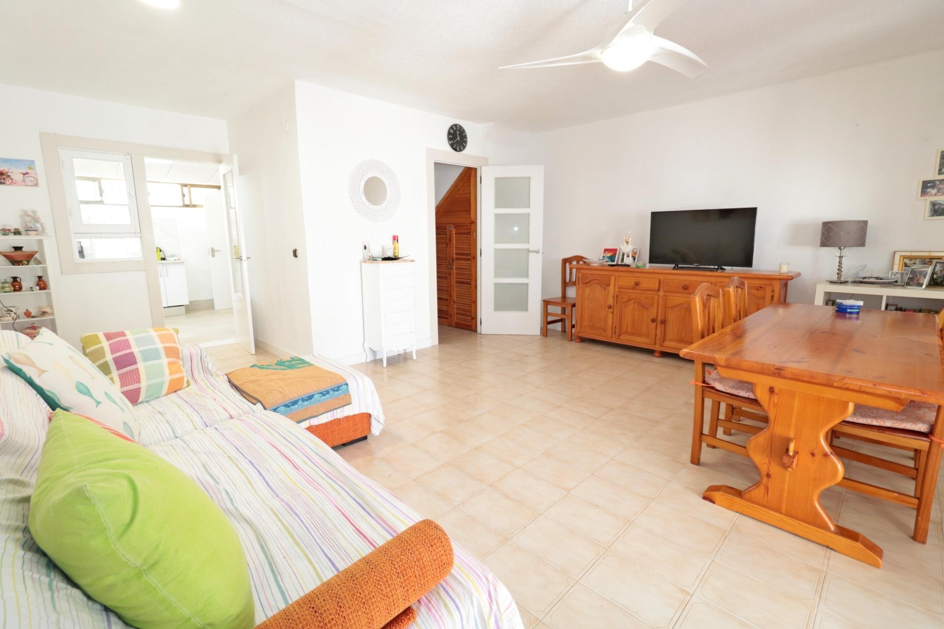 Återförsäljning - Town House -
Torrevieja - Playa De Los Naufragos