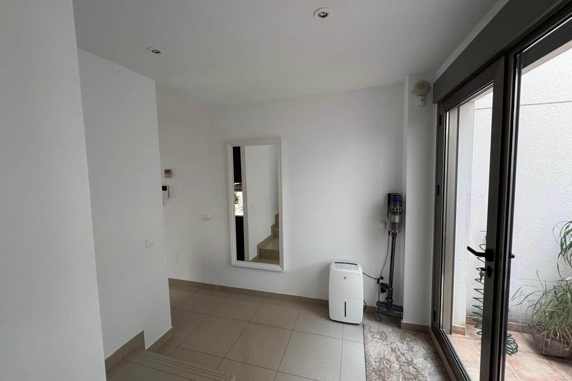 Återförsäljning - Town House -
Torrevieja - Punta Prima