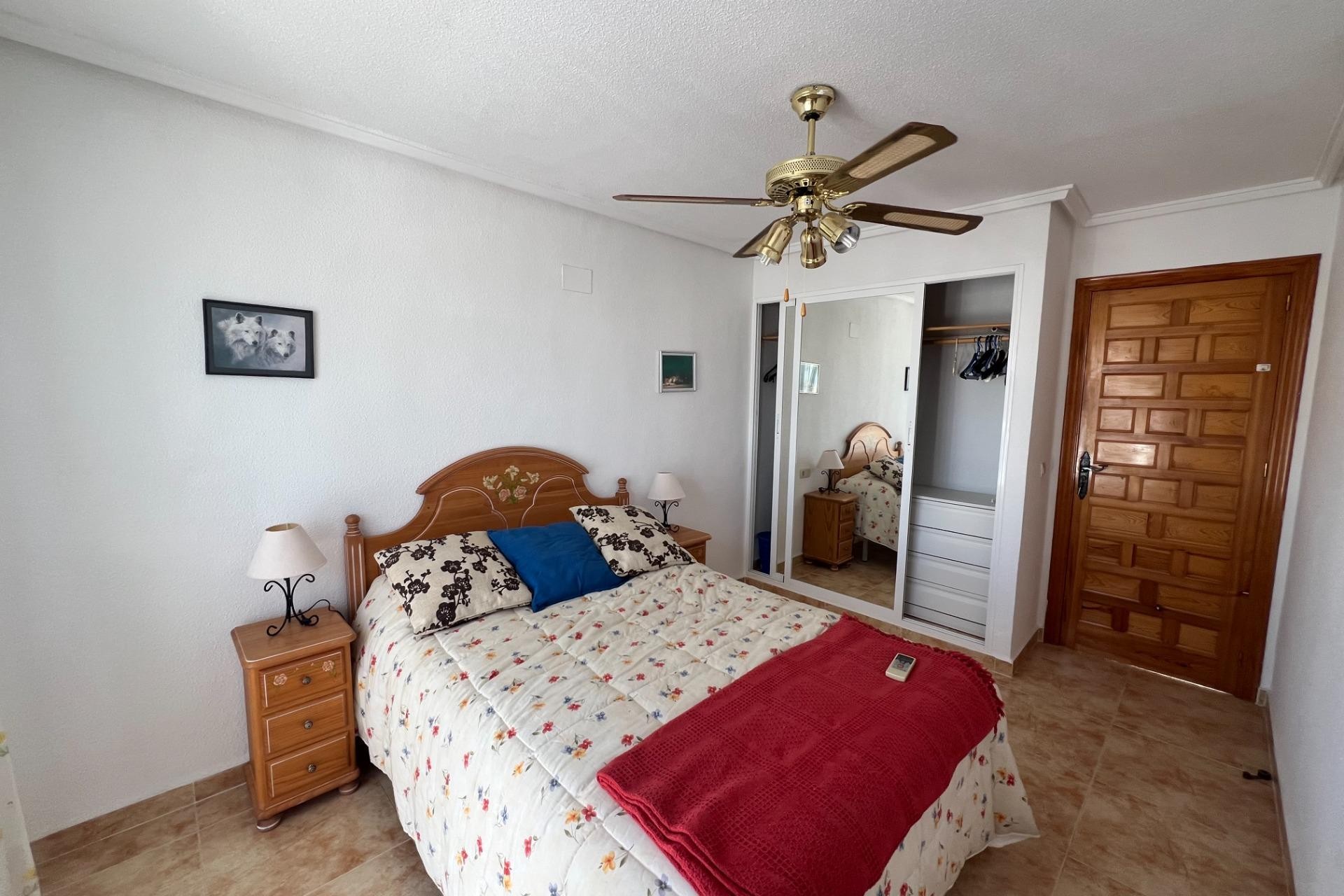 Återförsäljning - Town House -
Torrevieja - San Luis