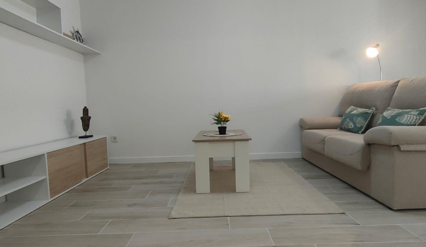 Återförsäljning - Town House -
Torrevieja - Sector 25