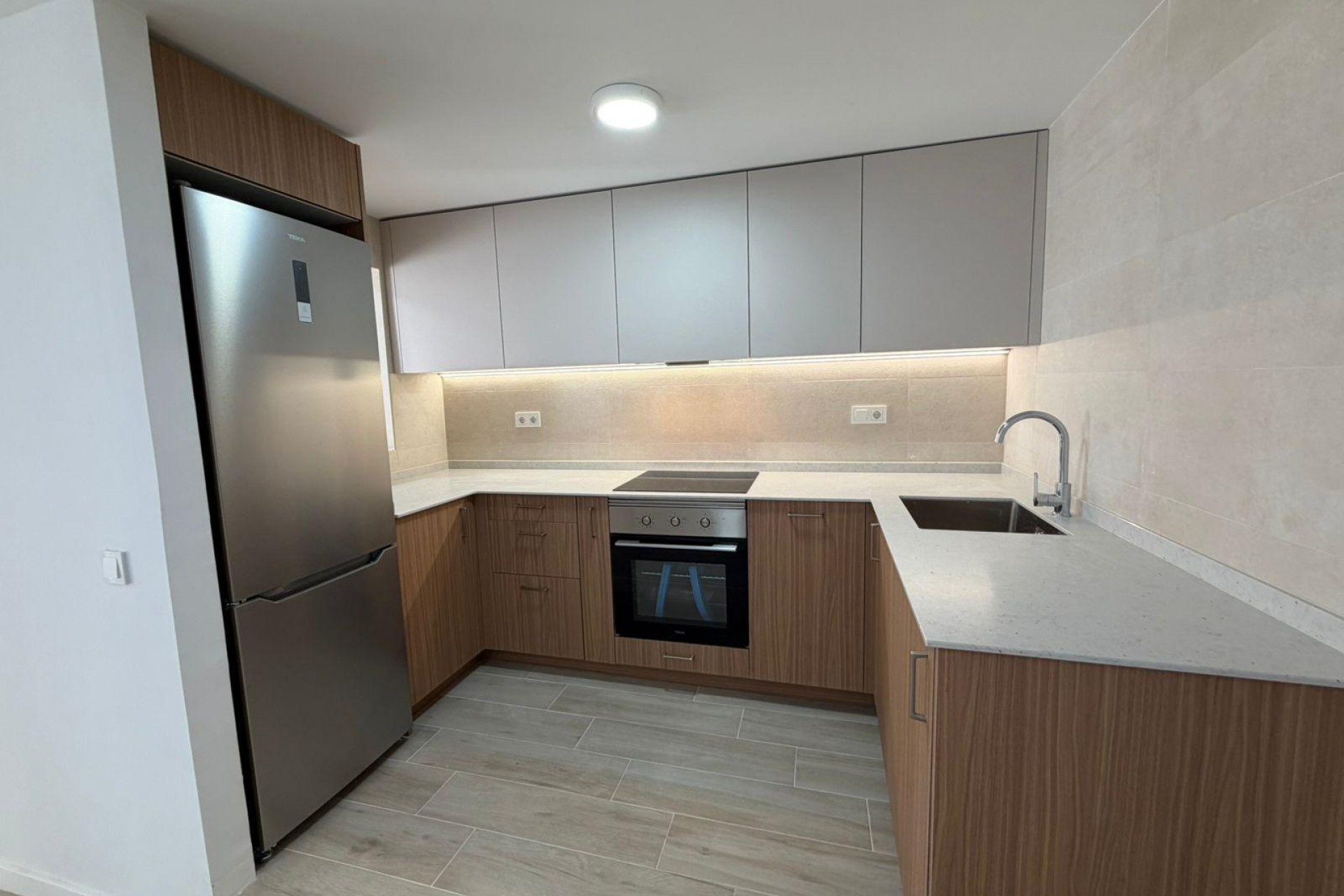 Återförsäljning - Town House -
Torrevieja - Sector 25
