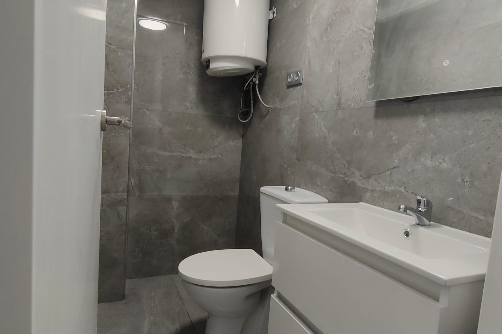 Återförsäljning - Town House -
Torrevieja - Sector 25