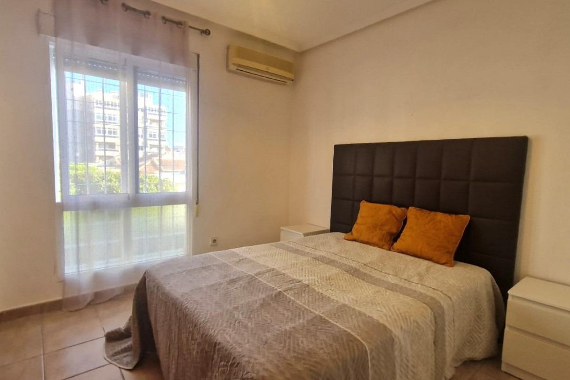 Återförsäljning - Town House -
Torrevieja - Torreblanca