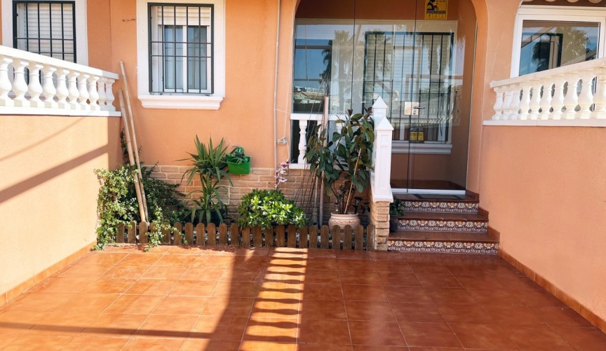 Återförsäljning - Town House -
Torrevieja