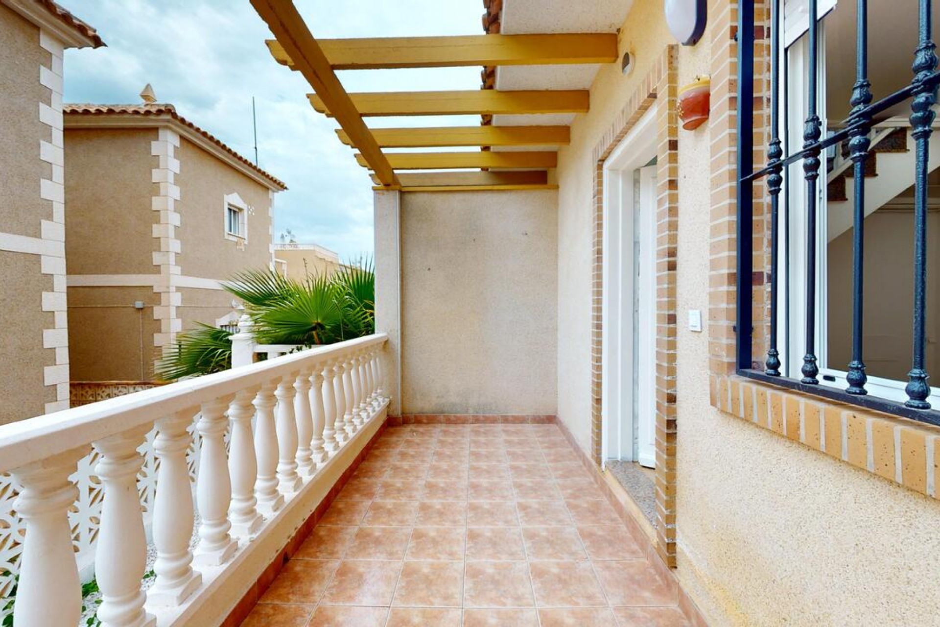 Återförsäljning - Town House -
Villamartin - Costa Blanca