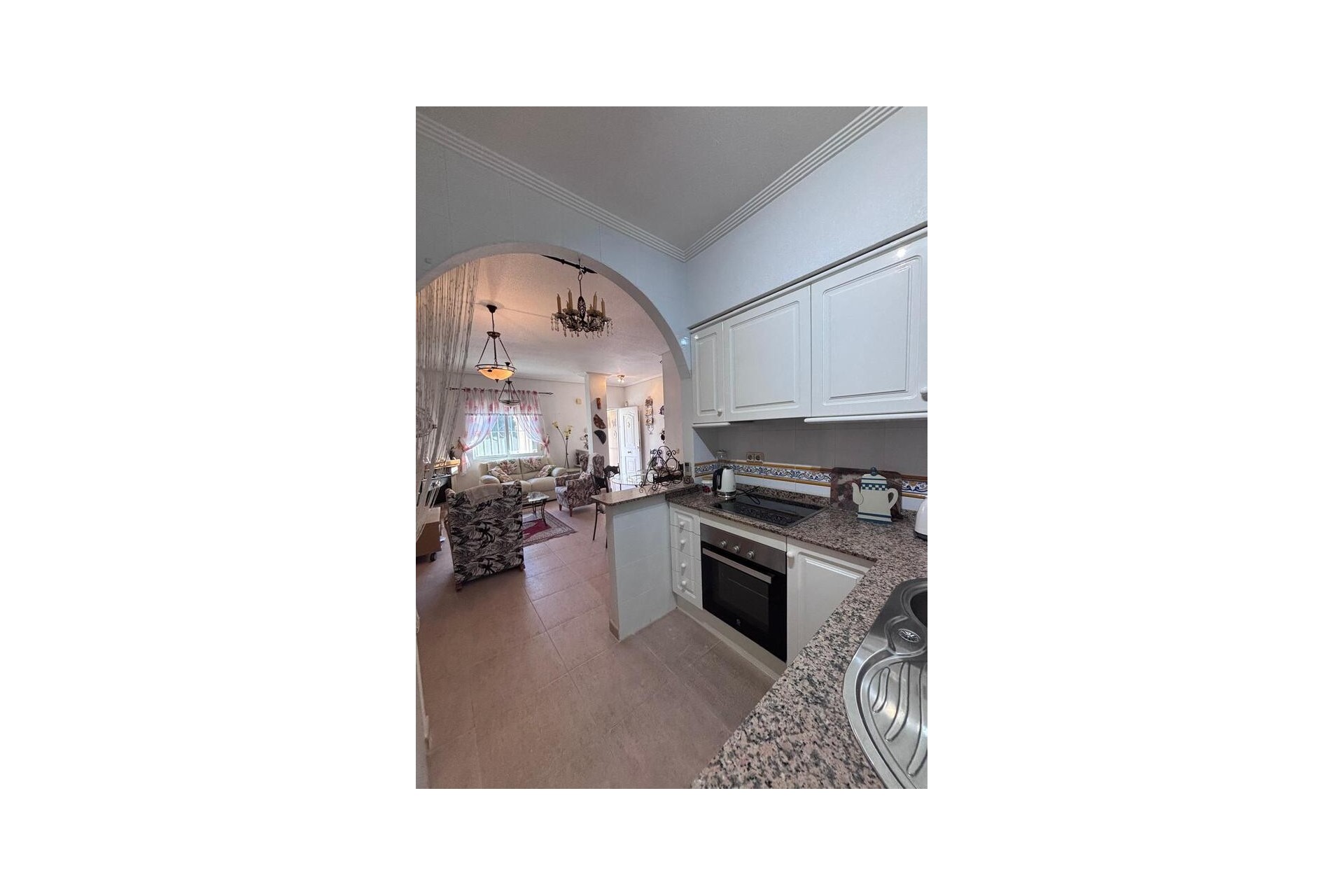 Återförsäljning - Town House -
Villamartin - Costa Blanca