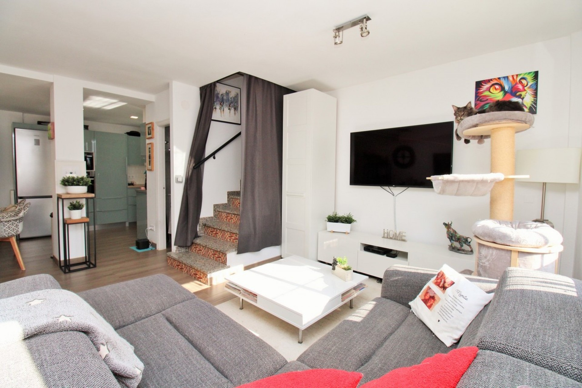 Återförsäljning - Town House -
Villamartin - Costa Blanca