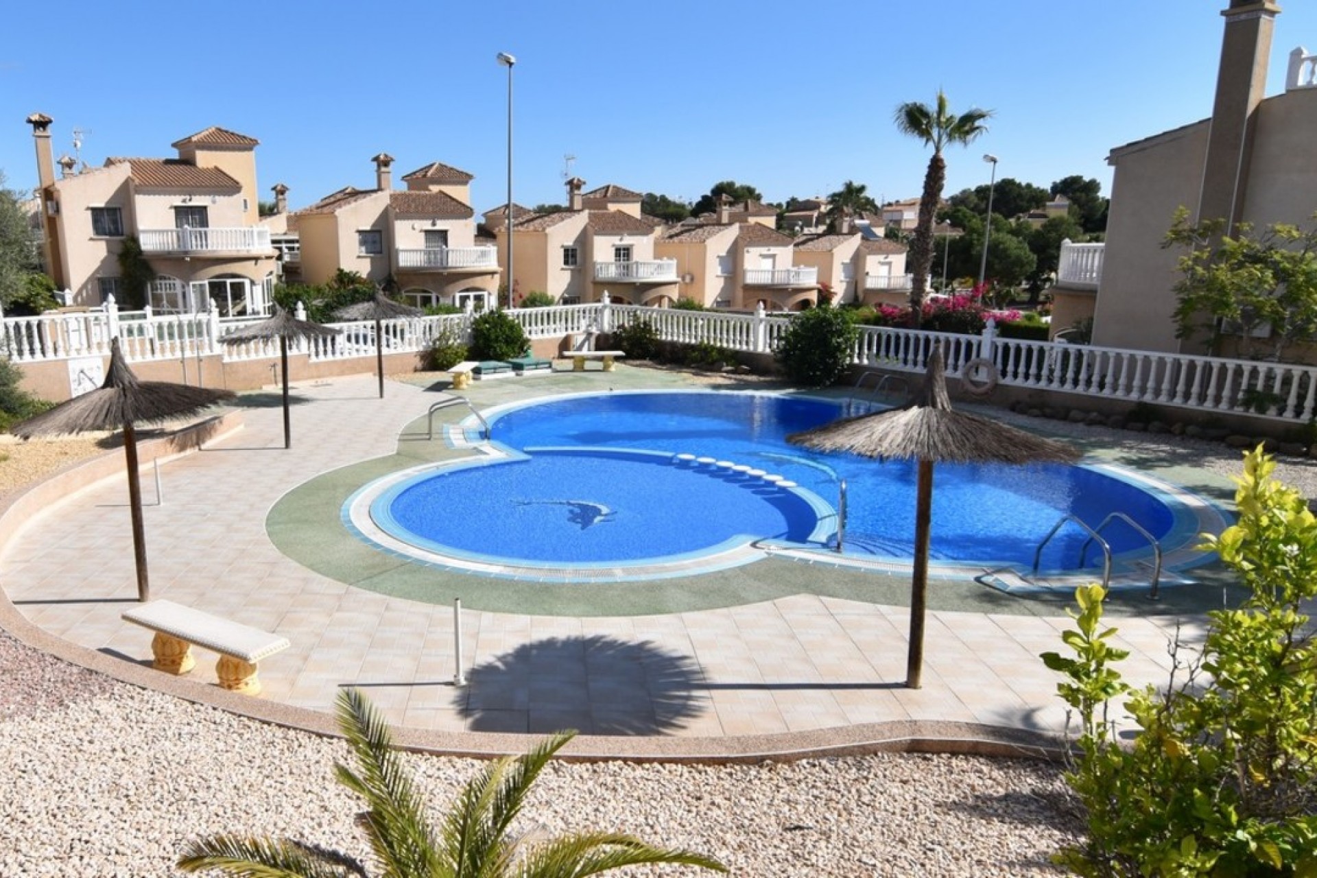 Återförsäljning - Town House -
Villamartin - Costa Blanca