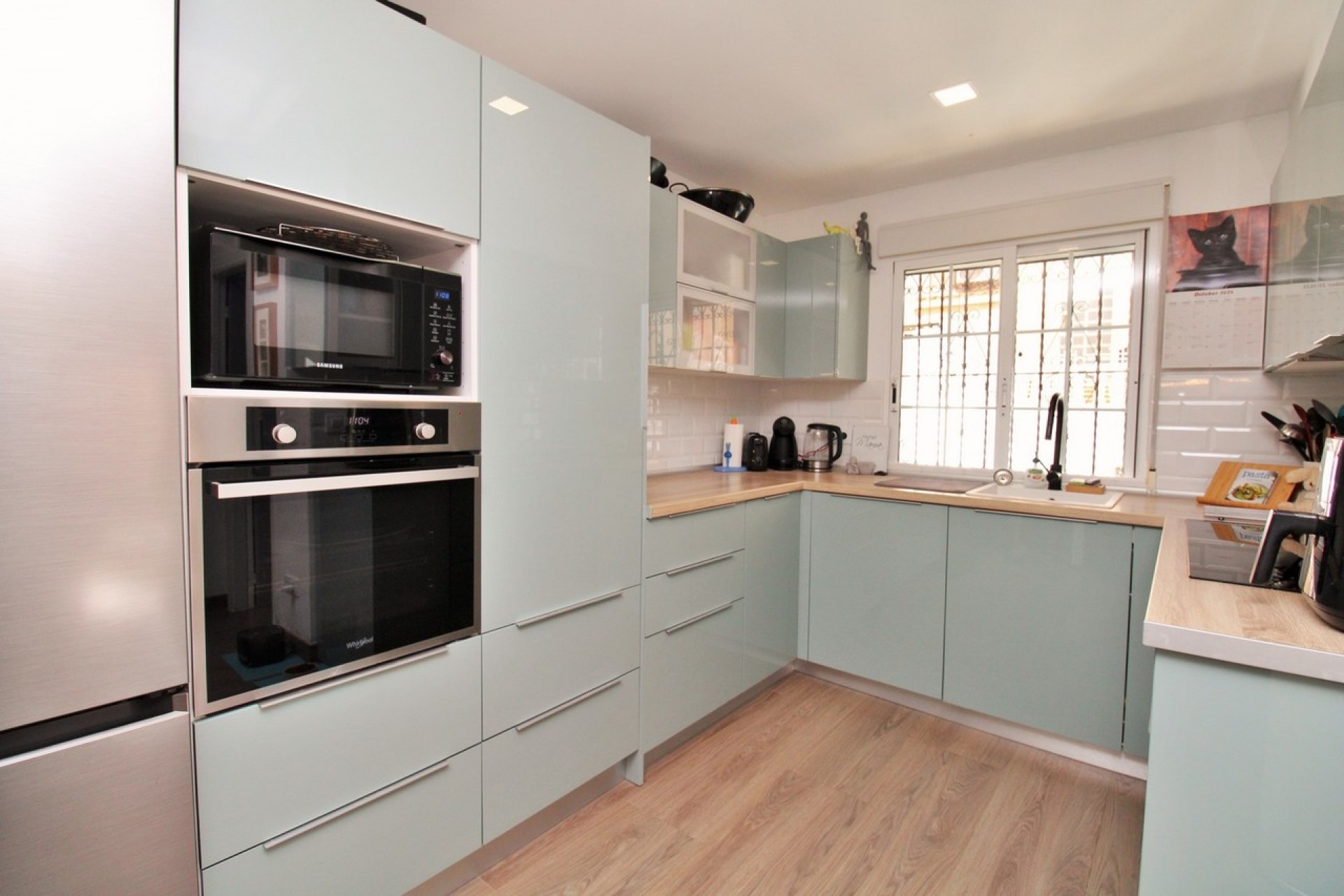 Återförsäljning - Town House -
Villamartin - Costa Blanca