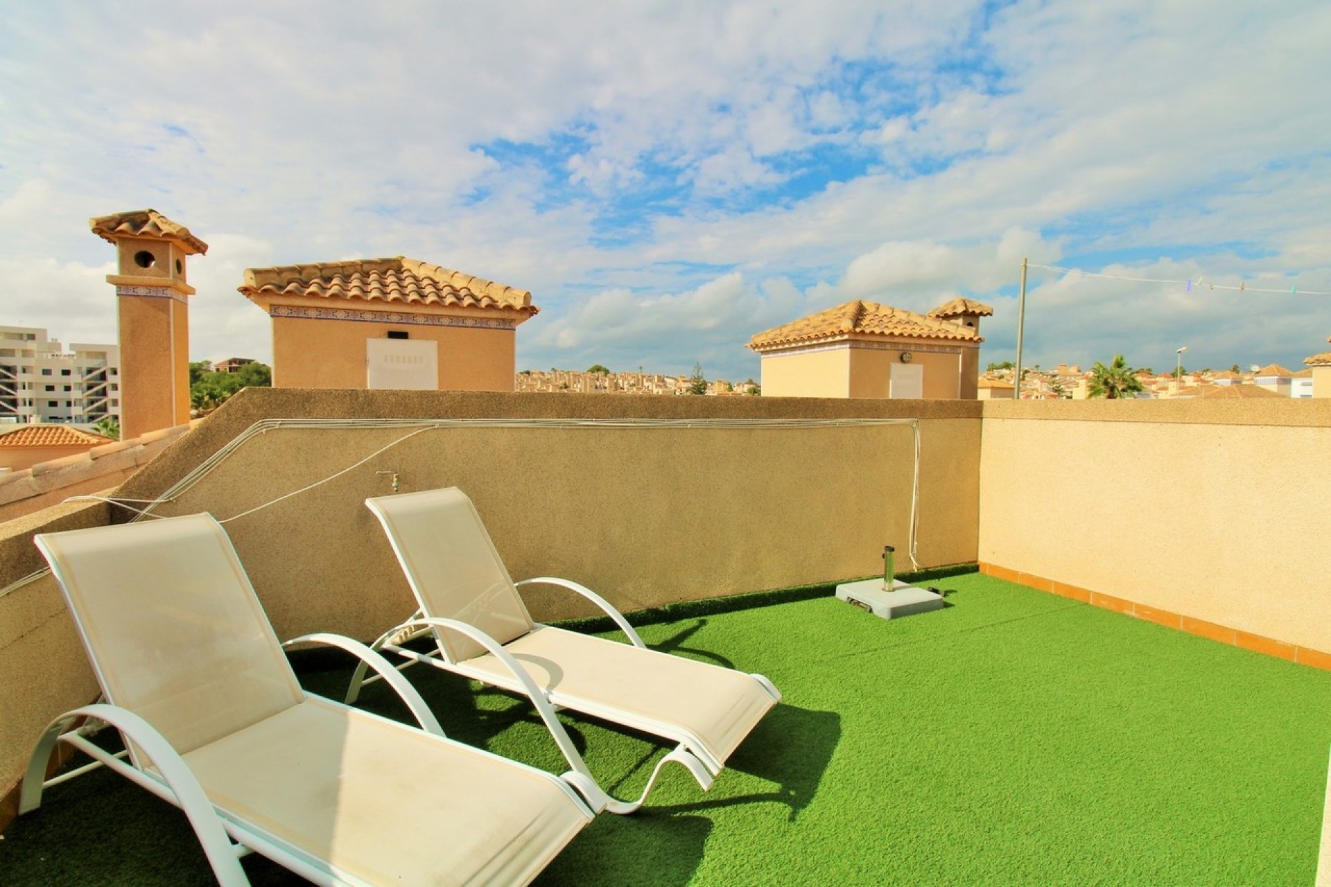Återförsäljning - Town House -
Villamartin - Costa Blanca