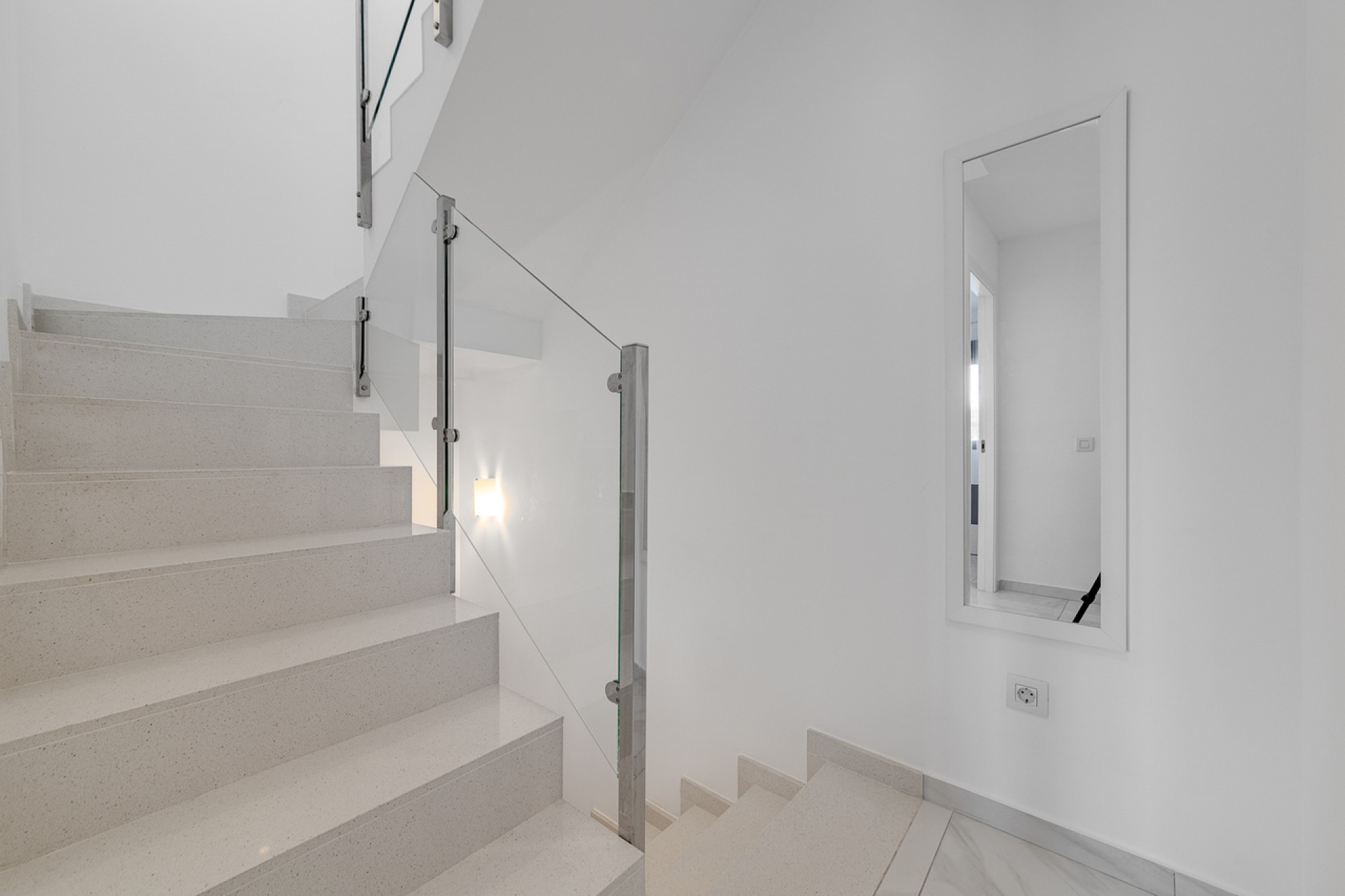 Återförsäljning - Town House -
Villamartin - Costa Blanca