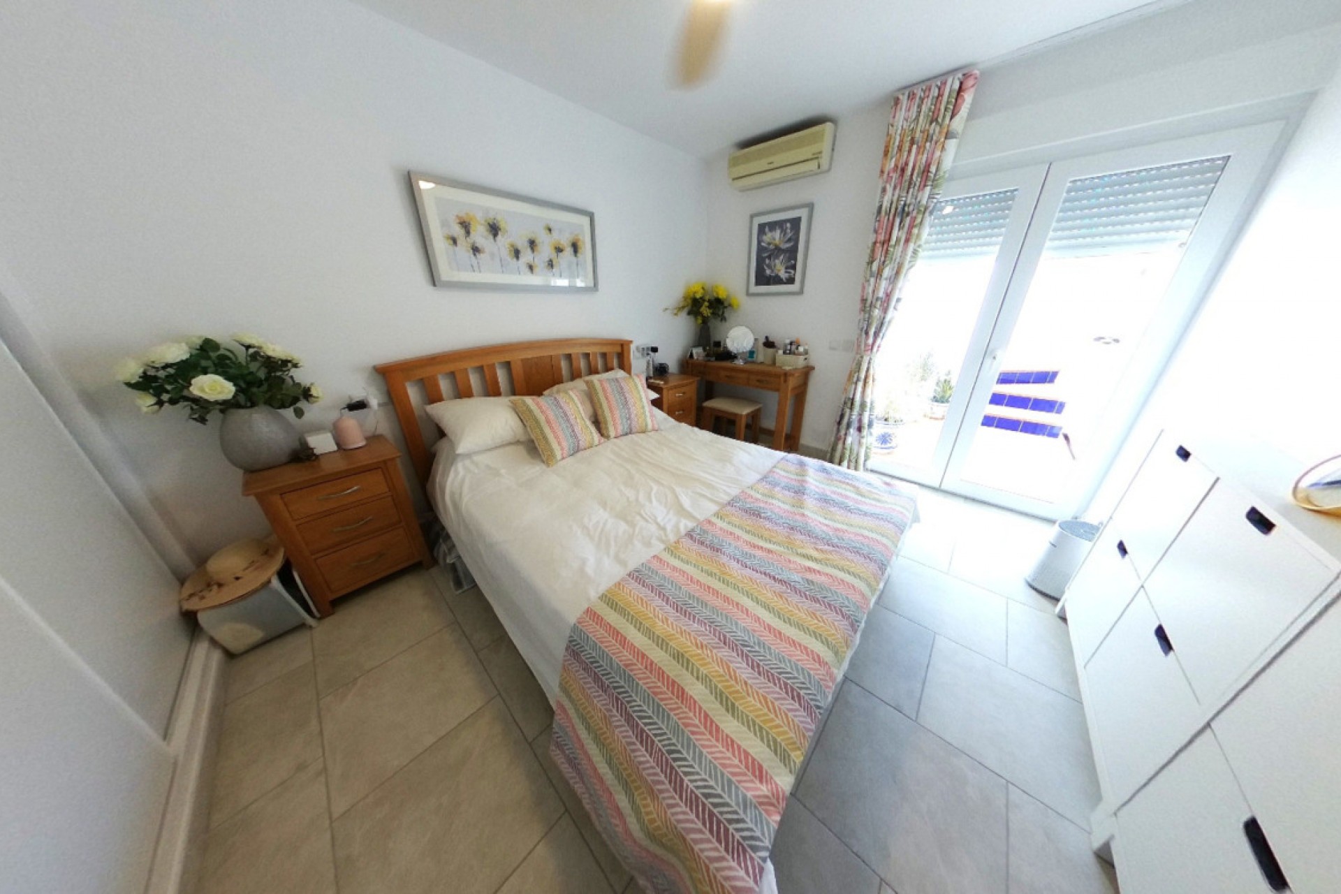 Återförsäljning - Town House -
Villamartin - Costa Blanca