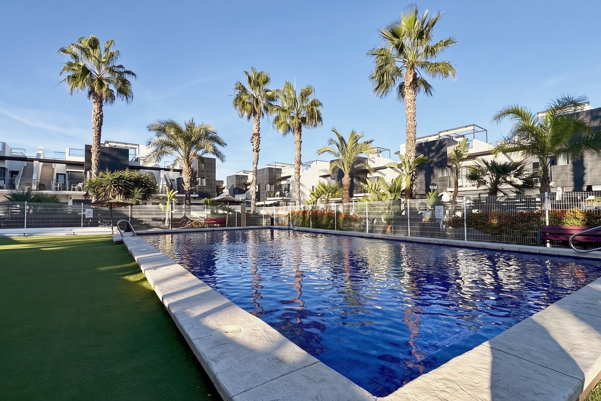 Återförsäljning - Town House -
Villamartin - Costa Blanca