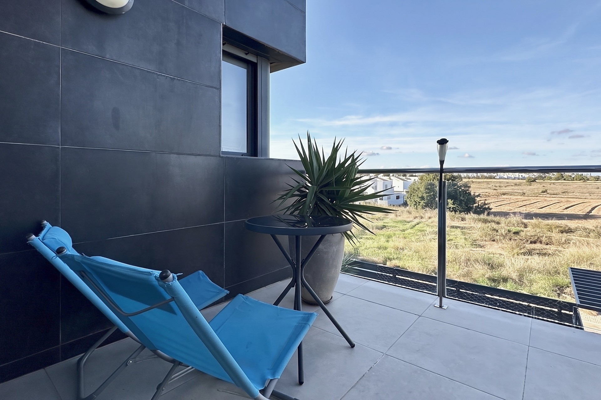 Återförsäljning - Town House -
Villamartin - Costa Blanca