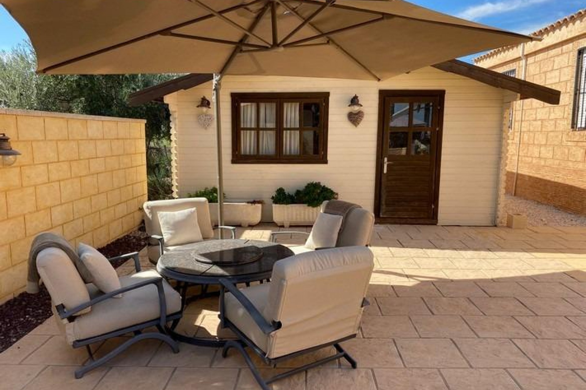 Återförsäljning - Villa -
Albatera - Campo De Albatera