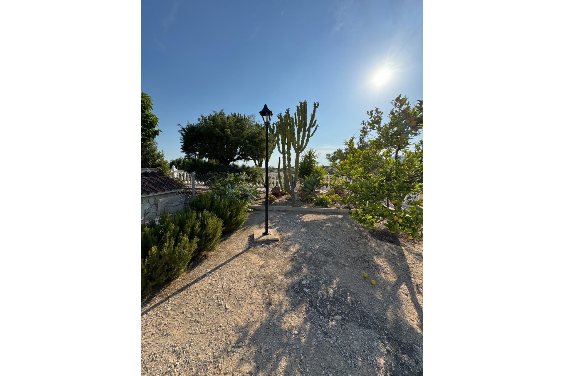 Återförsäljning - Villa -
Albatera - Partida Lomas