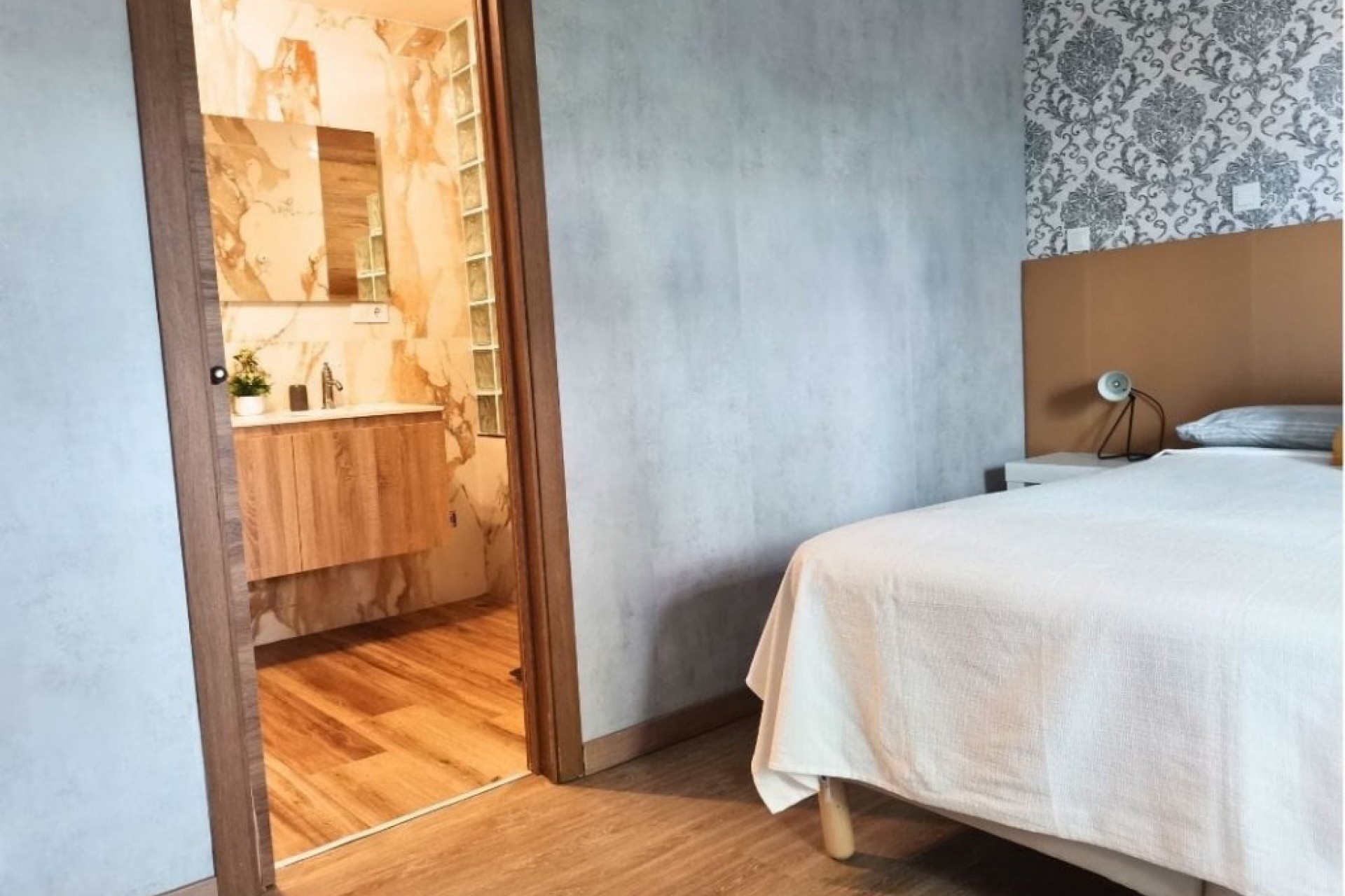 Återförsäljning - Villa -
Albir - Costa Blanca