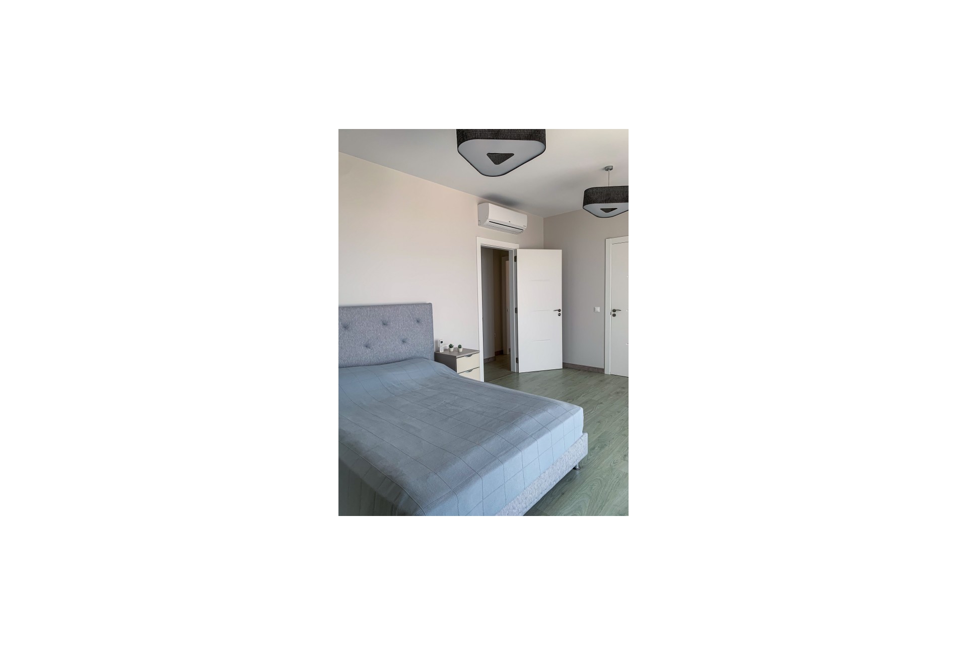 Återförsäljning - Villa -
Albir - Costa Blanca