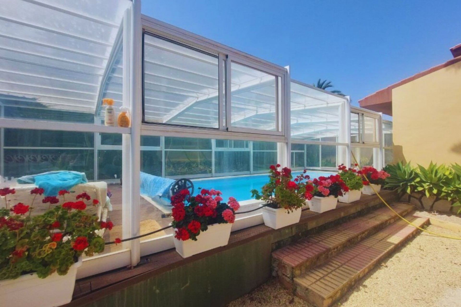 Återförsäljning - Villa -
Albir - Costa Blanca