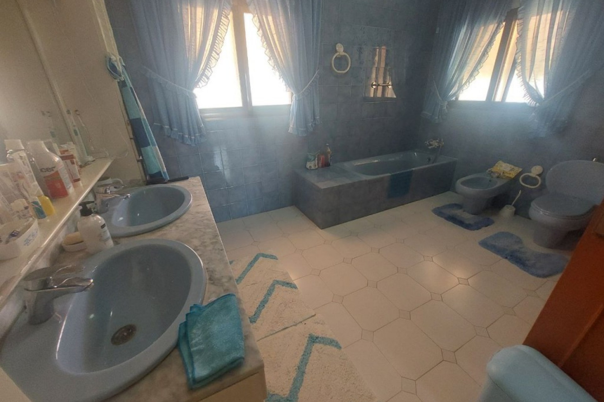 Återförsäljning - Villa -
Albir - Costa Blanca