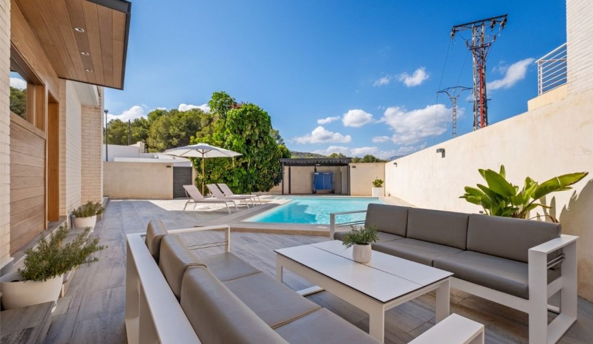 Återförsäljning - Villa -
Alfas del Pí - Costa Blanca