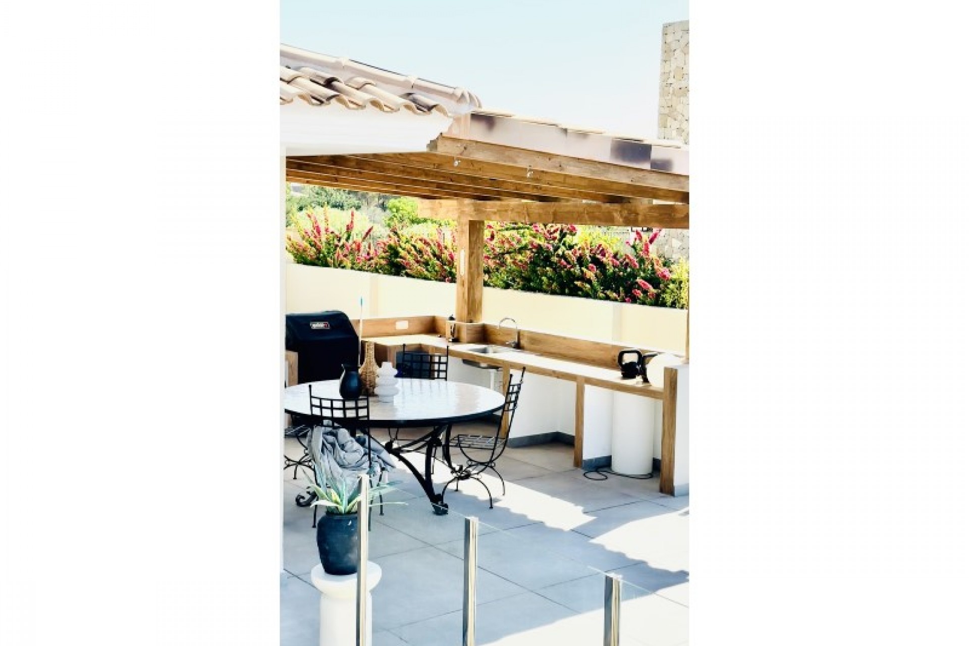 Återförsäljning - Villa -
Alfas del Pí - Costa Blanca