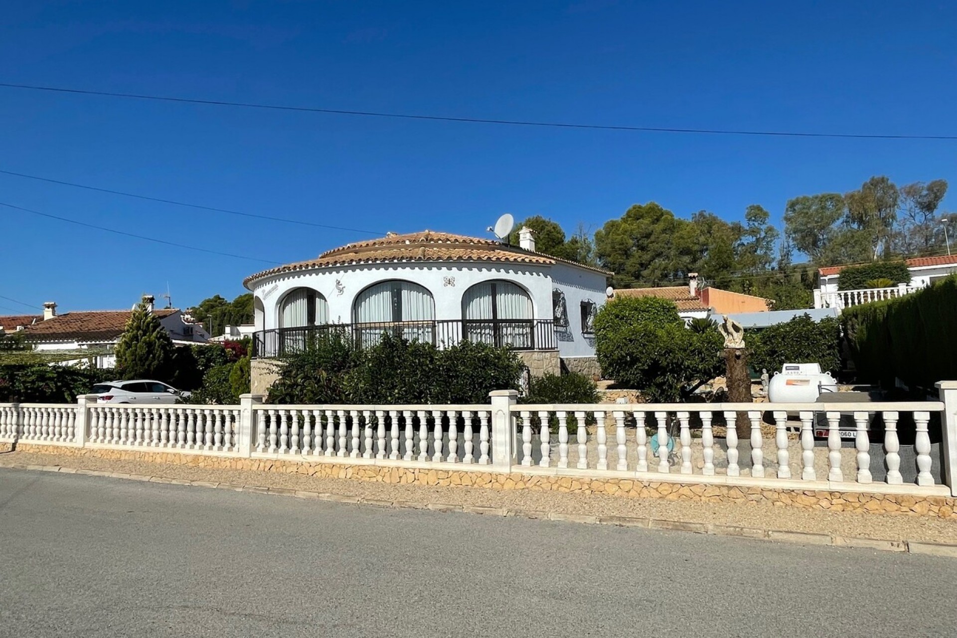 Återförsäljning - Villa -
Alfas del Pí - Costa Blanca