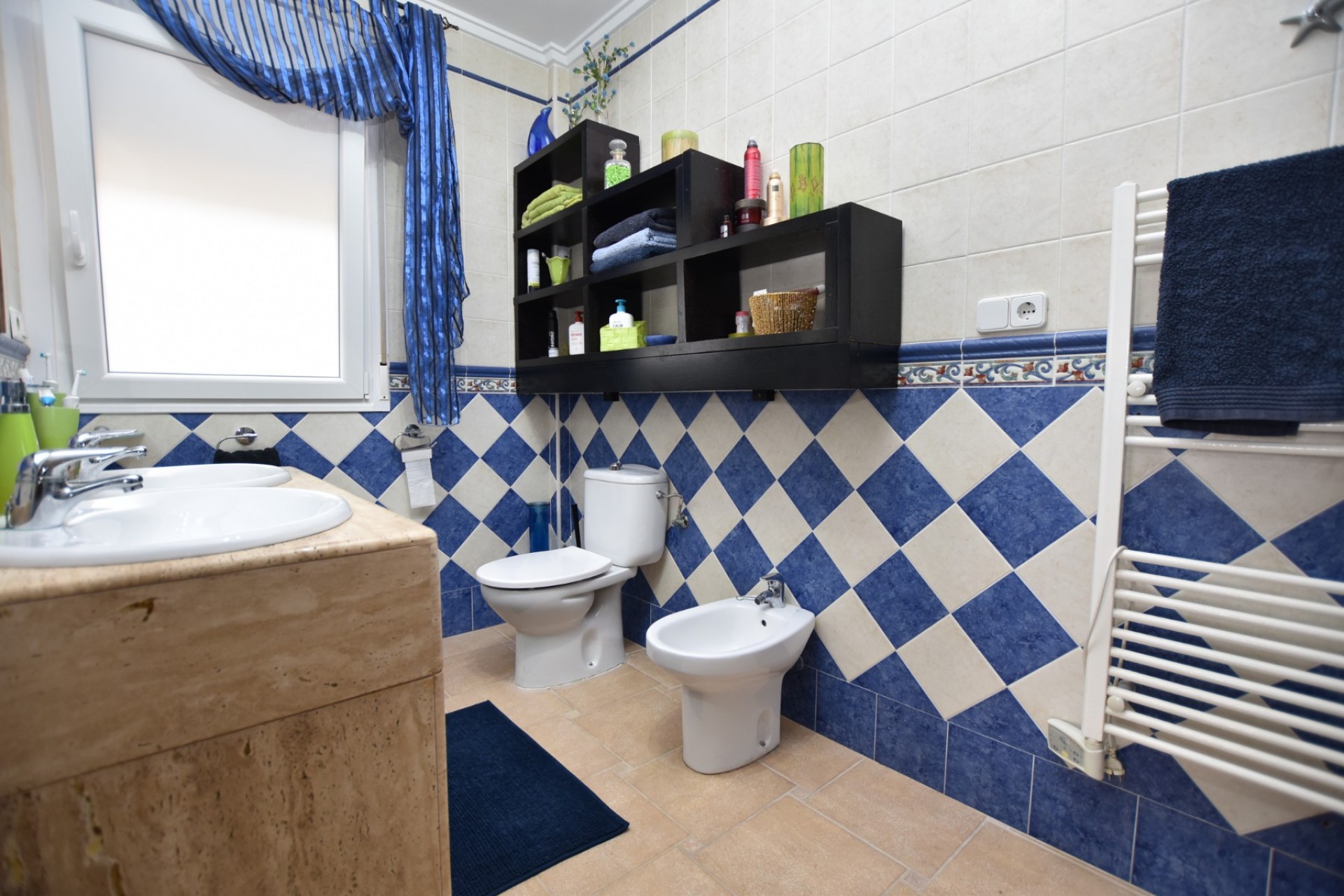 Återförsäljning - Villa -
Algorfa - Inland