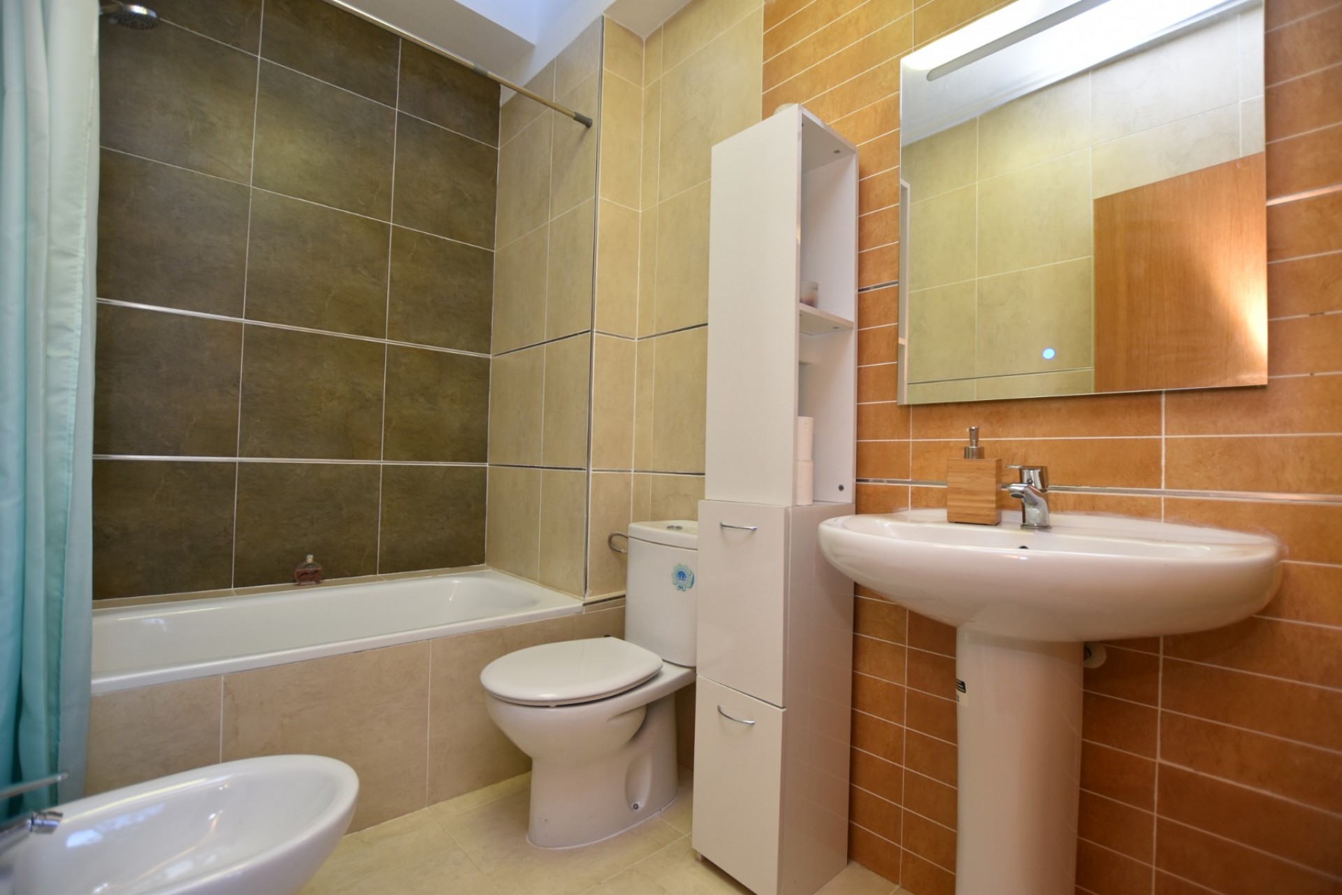 Återförsäljning - Villa -
Algorfa - Inland