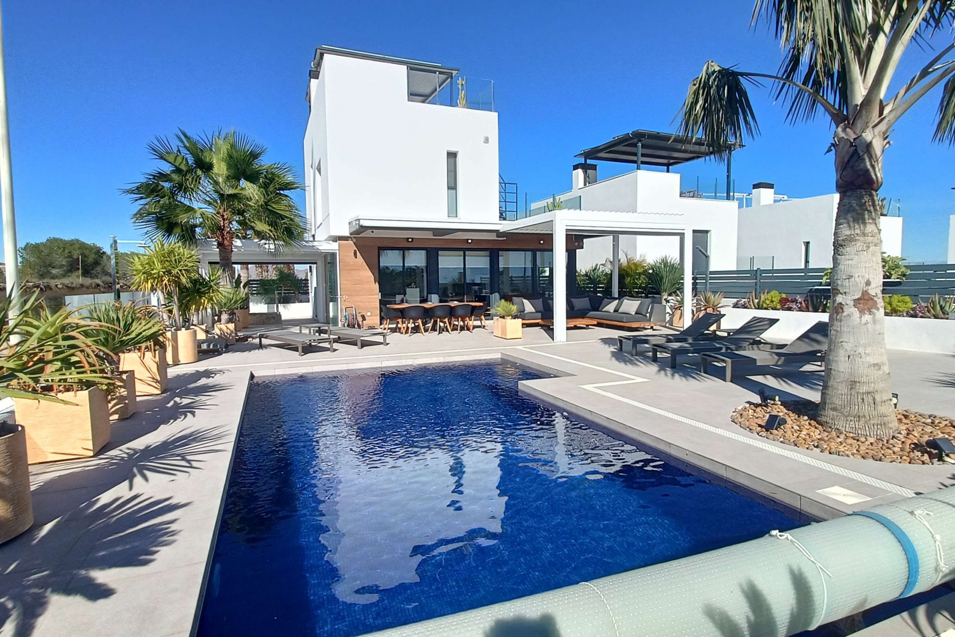 Återförsäljning - Villa -
Algorfa - Inland