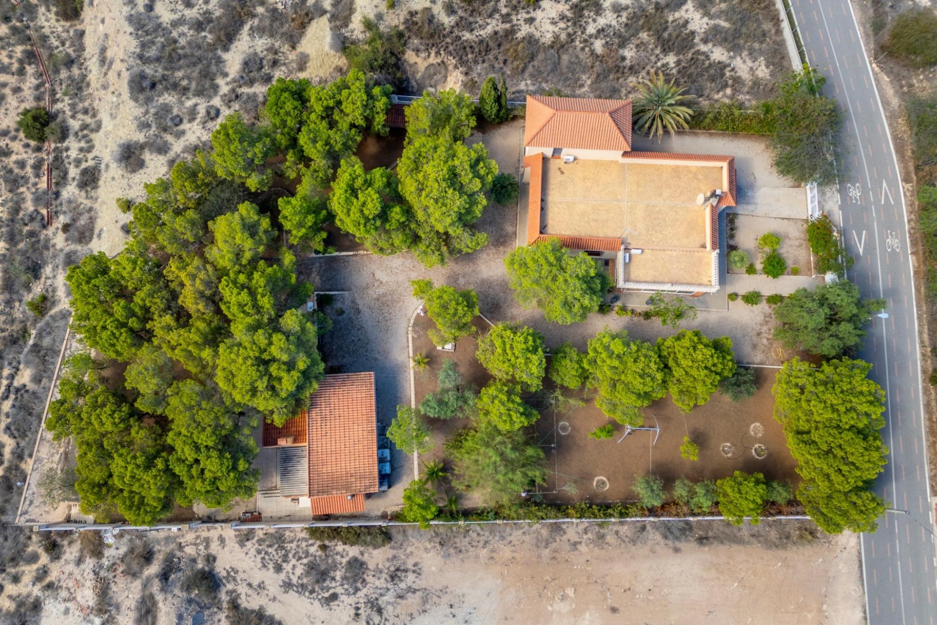 Återförsäljning - Villa -
Alicante - Ciudad De Asís - Font-calent - El Bacarot