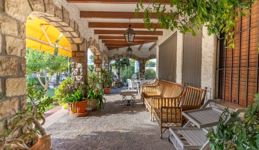 Återförsäljning - Villa -
Alicante - Costa Blanca